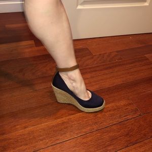 BCBG wedges in excellent condition.